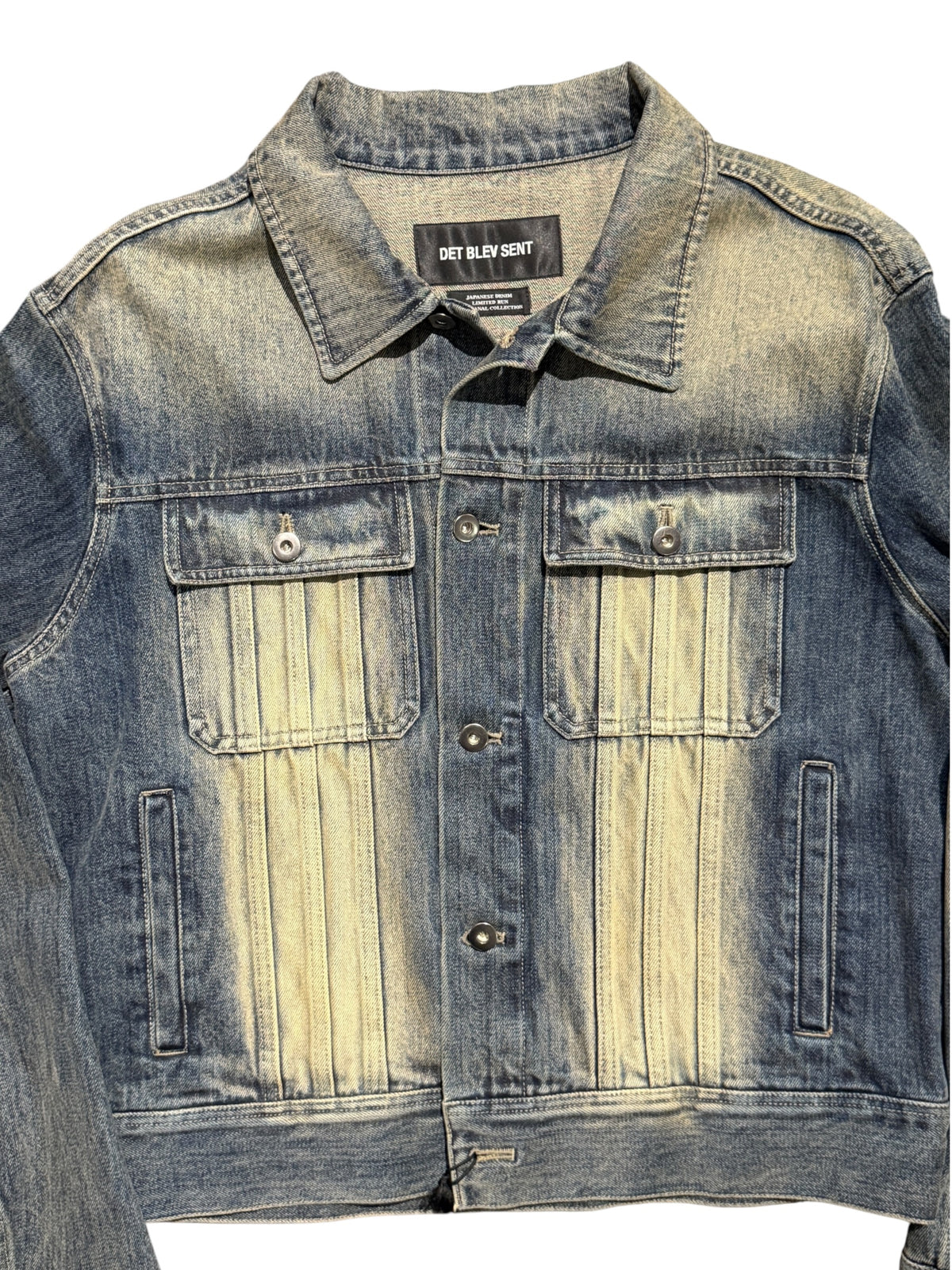 Det Blev Sent Faded Denim Jacket